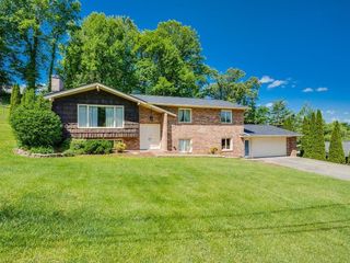 Foreclosed Home - 3821 TELSTAR DR, 37664