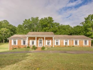 Foreclosed Home - 805 SHADY VIEW RD, 37664