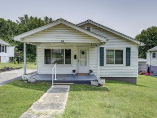 Foreclosed Home - 208 GRAVELY RD, 37665
