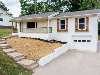 Foreclosed Home - List 100840365