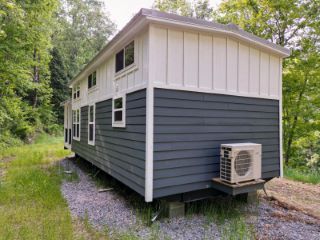 Foreclosed Home - 201 MINING RIDGE RD, 37683