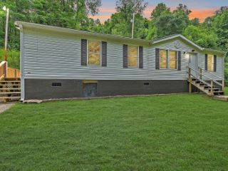 Foreclosed Home - 150 IRON MOUNTAIN RD, 37688