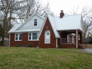 Foreclosed Home - 618 E HUNT RD, 37701