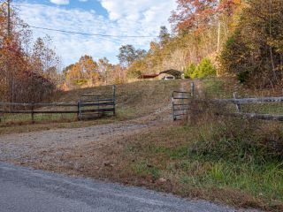 Foreclosed Home - 213 SEAY HOLLOW RD, 37711