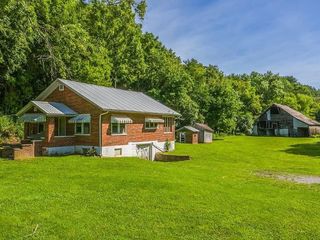 Foreclosed Home - 2702 KNOB CREEK RD, 37713