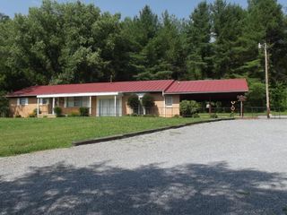 Foreclosed Home - 260 HIGHWAY 107 S, 37727