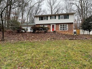 Foreclosed Home - 1404 BRENTWOOD DR, 37743