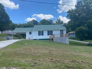 Foreclosed Home - 123 CURTIS ST, 37745