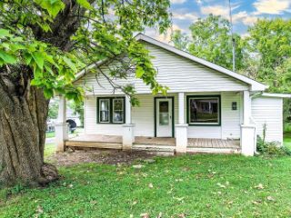Foreclosed Home - 136 FRY ST, 37745