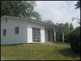 Foreclosed Home - 714 W WALDEN ST, 37766