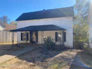 Foreclosed Home - 302 POPLAR ST, 37771