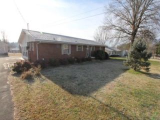 Foreclosed Home - 2912 W WOODBINE CT, 37803