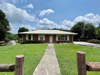 Foreclosed Home - 804 S HIGHLAND DR, 37813