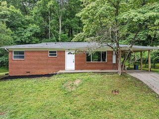 Foreclosed Home - 227 PARKER RD, 37813