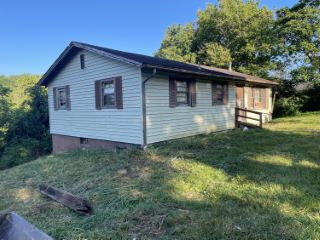 Foreclosed Home - 1030 OLD WITT RD, 37813
