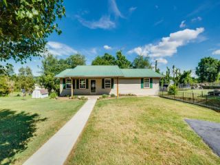 Foreclosed Home - 1674 MEADOW RUN DR, 37814