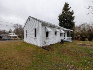 Foreclosed Home - 305 MCGHEE AVE, 37814
