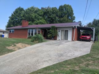 Foreclosed Home - 1510 CHEROKEE DR, 37814