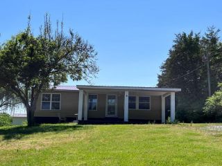 Foreclosed Home - 985 OAK HILLS RD, 37818