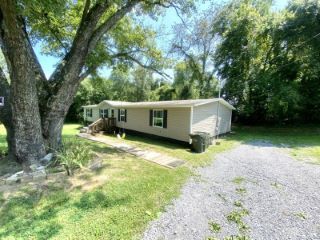 Foreclosed Home - 1195 MAIN ST, 37818