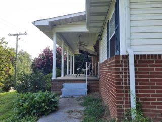 Foreclosed Home - 13114 CHAPMAN HWY, 37865
