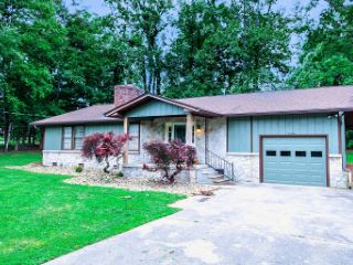 Foreclosed Home - 639 CHRIS HAVEN DR, 37865