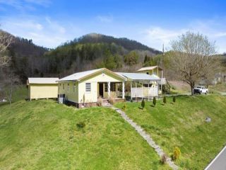 Foreclosed Home - 2751 PANTHER CREEK RD, 37869