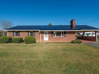 Foreclosed Home - 154 HURD RD, 37873