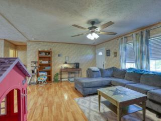 Foreclosed Home - 1994 STANLEY VALLEY RD, 37873