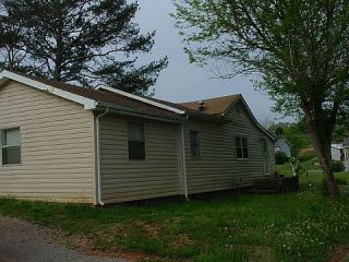 Foreclosed Home - 831 CHILDRESS AVE, 37874