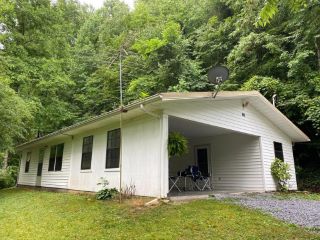 Foreclosed Home - 2204 GRASSY BRANCH RD, 37876