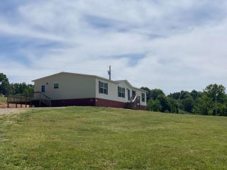 Foreclosed Home - 806 JIM PRESSNELL RD, 37879