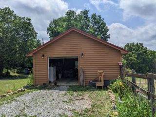 Foreclosed Home - 953 OLD HIGHWAY 25 E, 37881