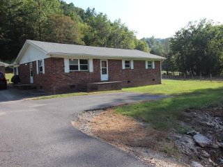 Foreclosed Home - 852 WEARS VALLEY RD, 37882