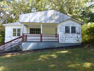 Foreclosed Home - 4117 Rocky Branch Rd, 37886