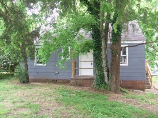 Foreclosed Home - 4303 HAYES RD, 37912