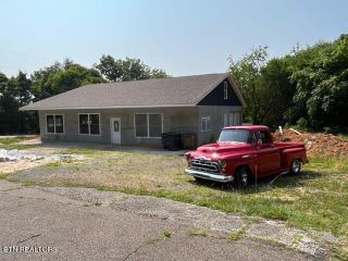 Foreclosed Home - 5036 OBARR RD, 37914