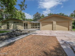 Foreclosed Home - 5010 SPRING CREEK RD, 37920
