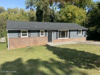 Foreclosed Home - 219 E YOUNG HIGH PIKE, 37920