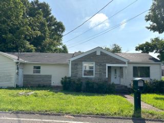 Foreclosed Home - 1902 LIBERTY ST, 37921