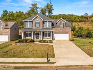 Foreclosed Home - 6143 HOLLOW VIEW LN, 37924