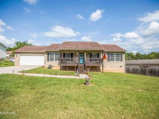 Foreclosed Home - 2805 WENDI ANN DR, 37924