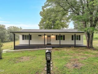 Foreclosed Home - 3805 HENDERSON RD, 37931