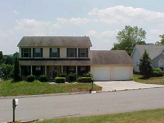 Foreclosed Home - 1145 MORTONS MEADOW RD, 37932