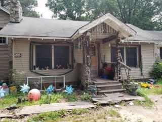 Foreclosed Home - 295 S MILL ST, 38001