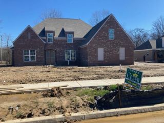 Foreclosed Home - 4920 MAPLE WALK DR, 38002