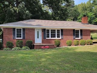 Foreclosed Home - 250 DIXIE HILL RD, 38008