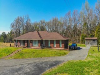 Foreclosed Home - 1772 COBURN RD, 38012