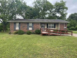 Foreclosed Home - 465 FLEMING DR, 38012