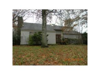 Foreclosed Home - 8476 CHIPPINGHAM DR, 38016